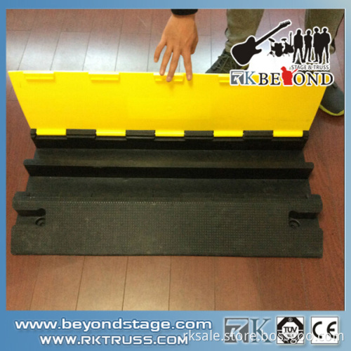 2015 Hot Outdoor Rubber 2-Channel Cable Ramp